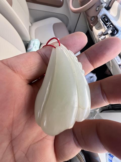 古玩玉器和田玉雕“蓮蓬”把件真品鑒賞圖