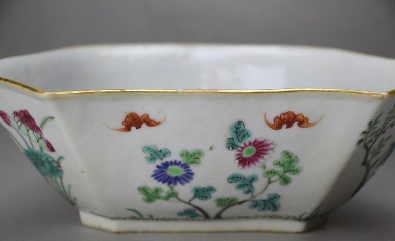 古玩陶瓷福在眼前花卉紋粉彩角碗真品鑒賞圖