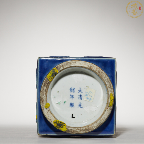 古玩陶瓷清光緒藍釉八卦琮式瓶真品鑒賞圖