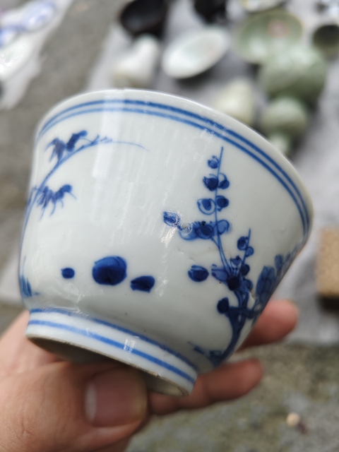 古玩陶瓷青花歲寒三友仰鐘杯真品鑒賞圖