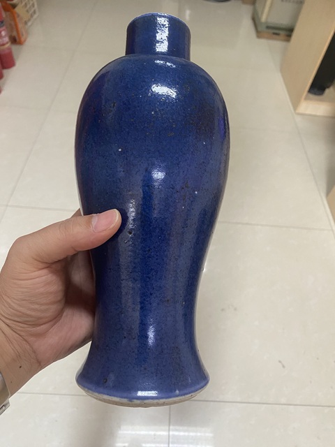 古玩陶瓷灑藍釉雞腿瓶真品鑒賞圖