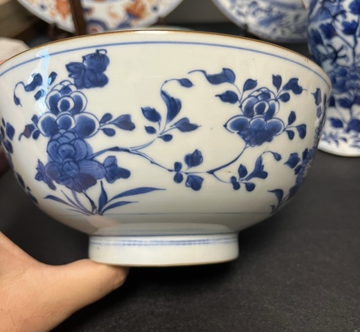古玩陶瓷青花花卉紋碗真品鑒賞圖