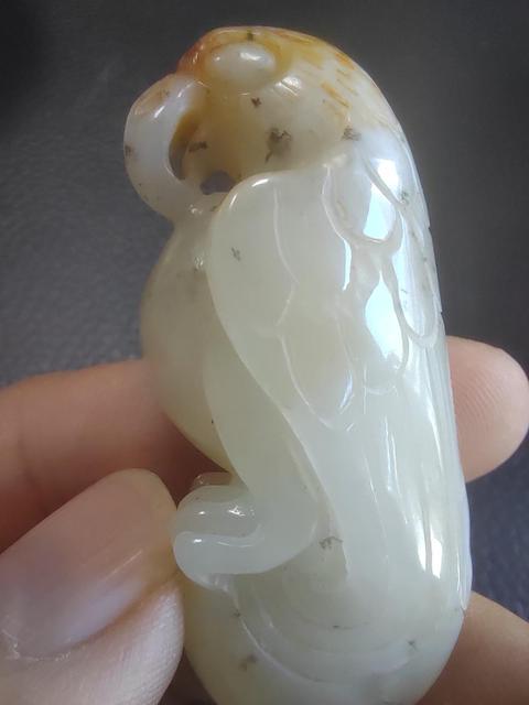古玩玉器和田玉鳥形掛件真品鑒賞圖