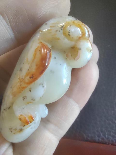 古玩玉器和田玉鳥形掛件真品鑒賞圖