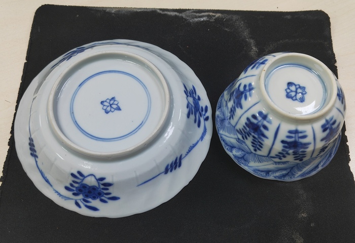 古玩陶瓷青花杯盤真品鑒賞圖