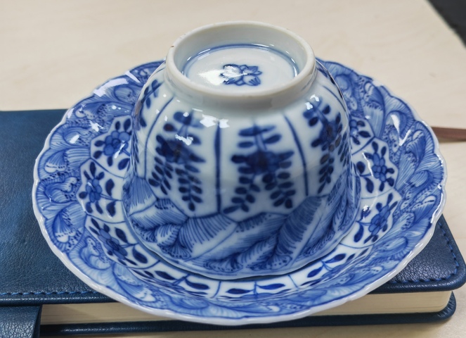 古玩陶瓷青花杯盤真品鑒賞圖