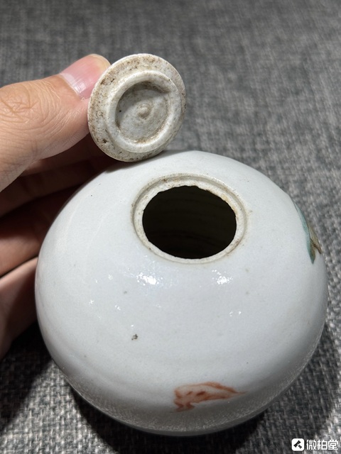 古玩陶瓷粉彩人物蓋罐真品鑒賞圖
