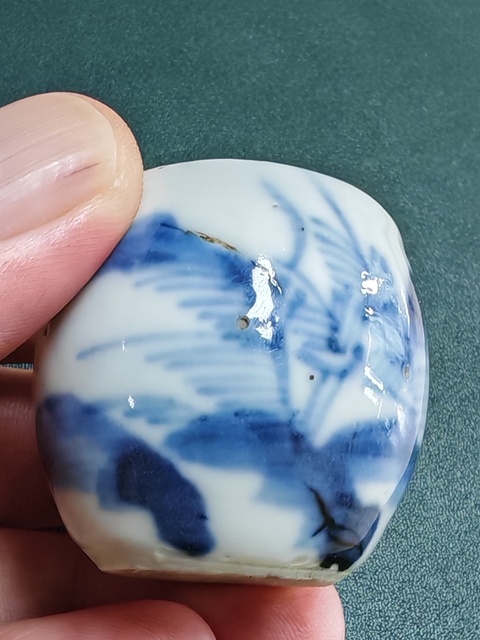 古玩陶瓷山水紋青花鳥食罐真品鑒賞圖
