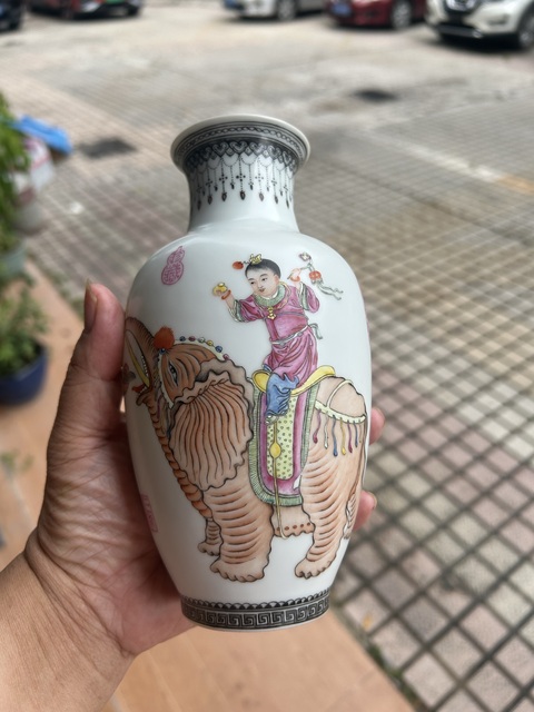 古玩陶瓷吉祥平安瓶真品鑒賞圖