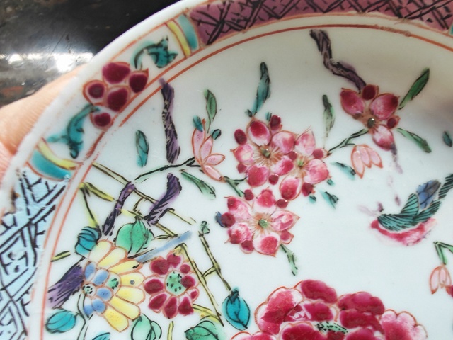 古玩陶瓷粉彩花鳥紋盤真品鑒賞圖