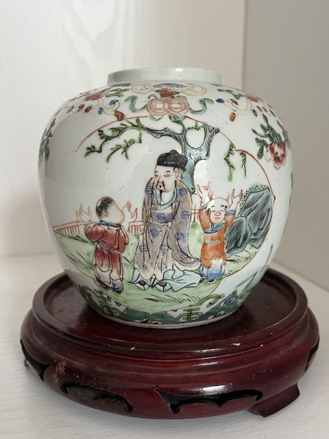 古玩陶瓷粉彩人物故事紋罐拍賣，當(dāng)前價格1988元