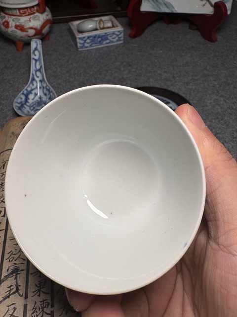 古玩陶瓷民國青花團鶴紋杯真品鑒賞圖