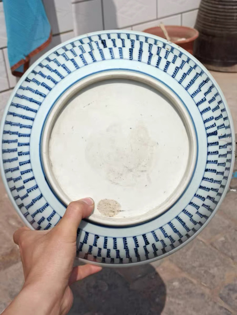 古玩陶瓷梵字紋青花盤真品鑒賞圖