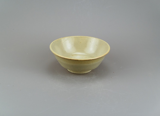 古玩陶瓷龍泉青瓷碗真品鑒賞圖