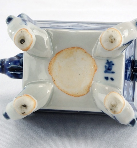 古玩陶瓷青花山水香爐真品鑒賞圖
