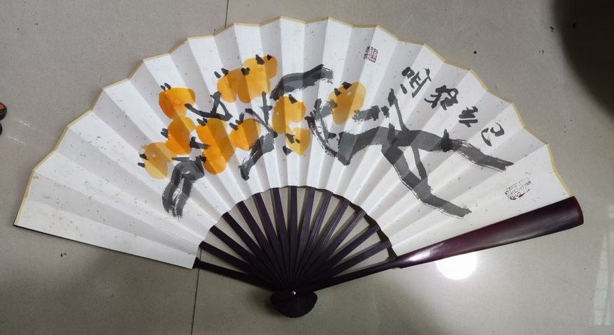 古玩字畫中美協(xié)名家鐘讀明 琵琶果成扇拍賣,當(dāng)前價(jià)格188元
