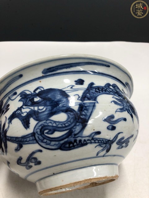 古玩陶瓷清早·青花雙龍戲珠紋香爐拍賣，當前價格5580元