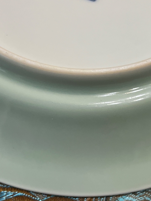 古玩陶瓷清乾隆豆青釉盤真品鑒賞圖