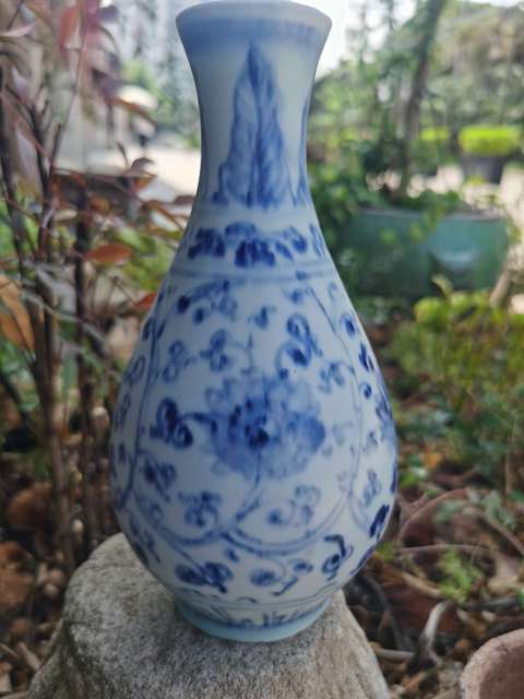 古玩陶瓷花卉紋青花玉壺春瓶真品鑒賞圖