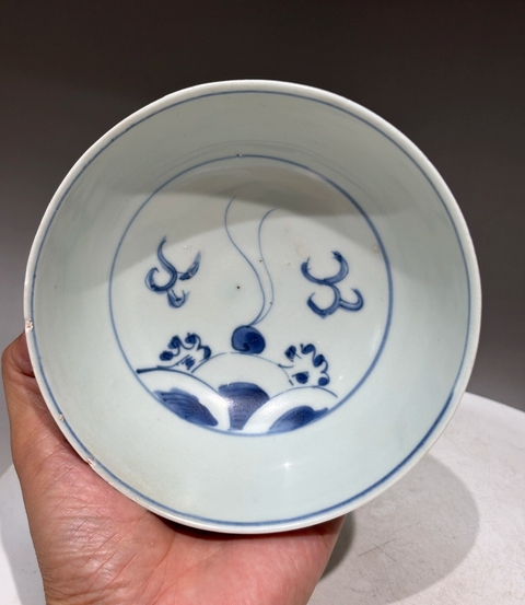古玩陶瓷海水江崖龍紋青花碗真品鑒賞圖