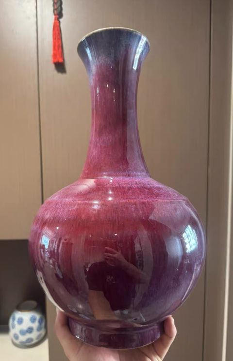 古玩陶瓷窯變紅釉賞瓶真品鑒賞圖