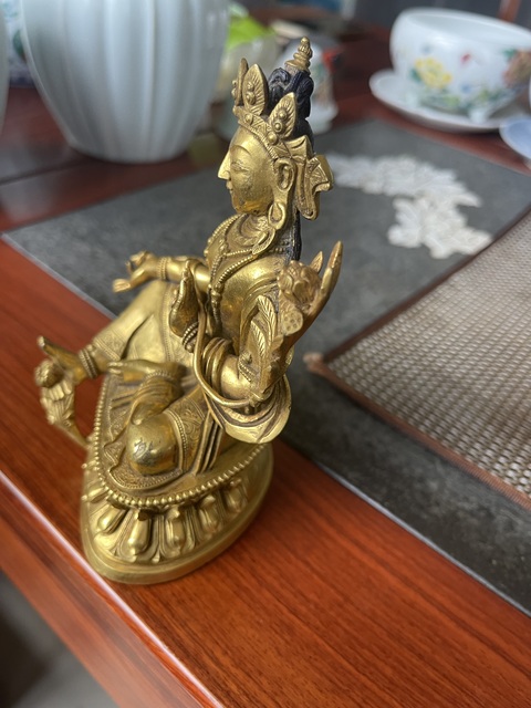 古玩銅器鎏金綠度母造像真品鑒賞圖