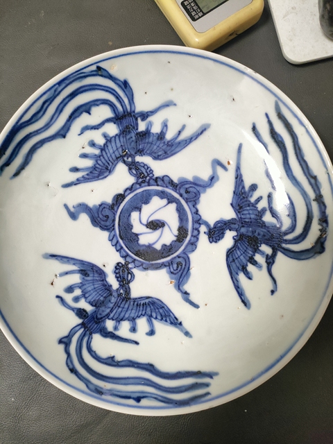 古玩陶瓷明晚期云鳳紋盤真品鑒賞圖