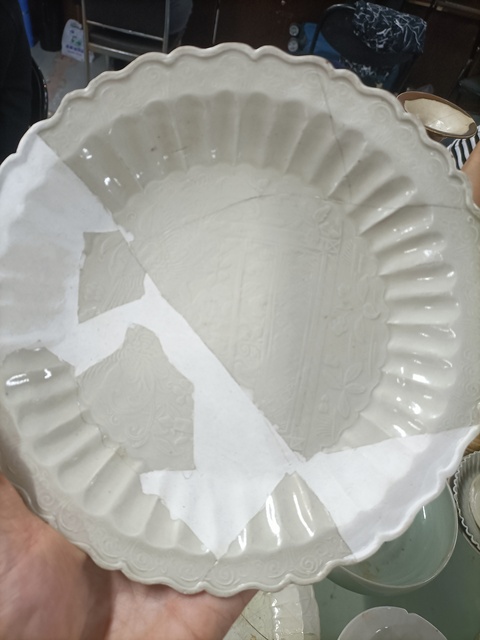 古玩陶瓷定窯盤真品鑒賞圖