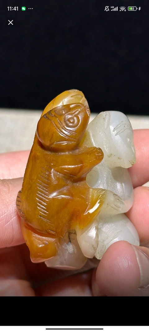 古玩玉器岫玉雕“輩輩侯”把件真品鑒賞圖