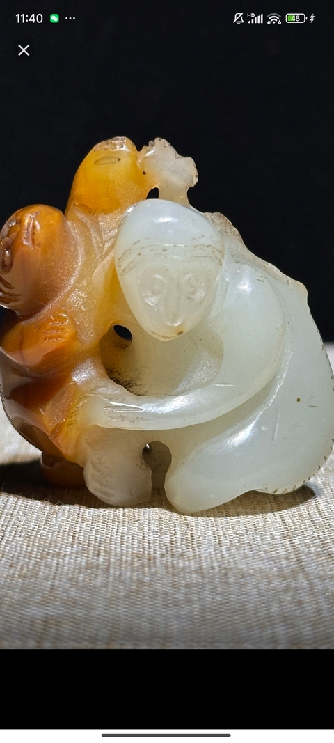 古玩玉器岫玉雕“輩輩侯”把件真品鑒賞圖