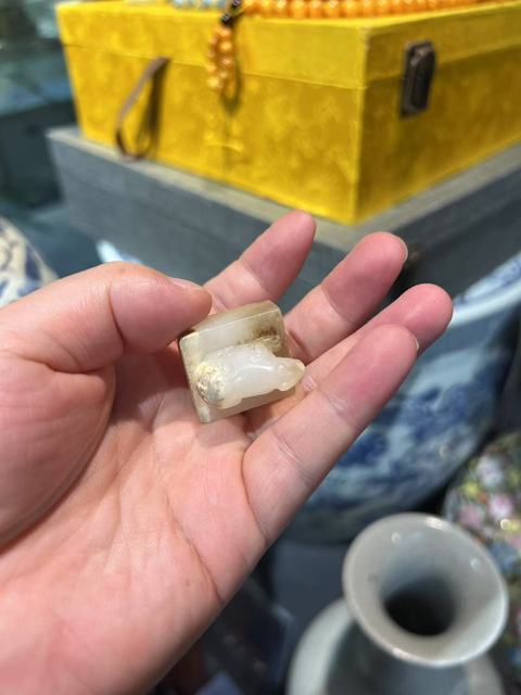 古玩玉器和田玉雕“獸鈕印”真品鑒賞圖