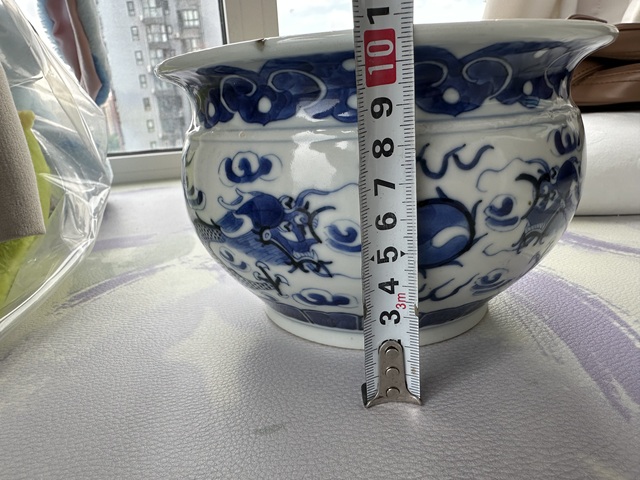 古玩陶瓷龍紋青花香爐真品鑒賞圖