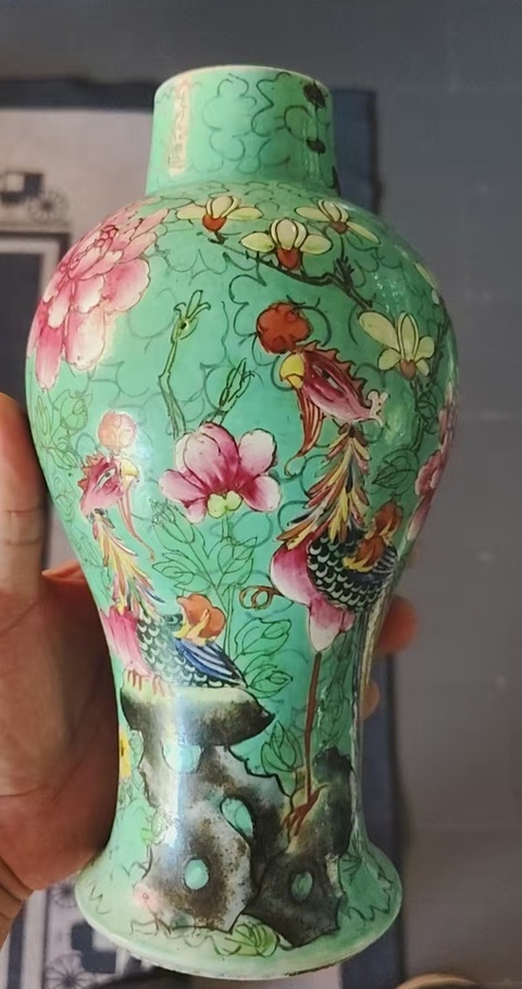古玩陶瓷粉彩鳳紋雞腿瓶真品鑒賞圖
