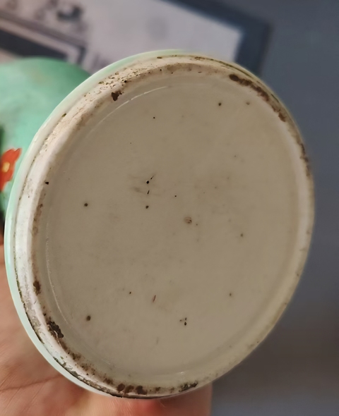 古玩陶瓷粉彩鳳紋雞腿瓶真品鑒賞圖