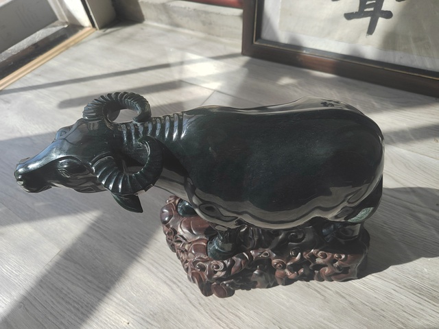古玩玉器和田玉牛擺件真品鑒賞圖