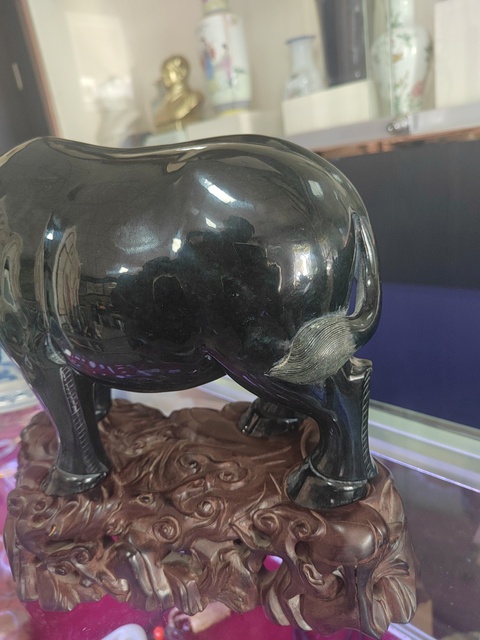 古玩玉器和田玉牛擺件真品鑒賞圖
