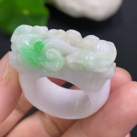 古玩玉器天然翡翠飄陽綠扳指(帶翡翠鑒定證書)拍賣,當前價格680元