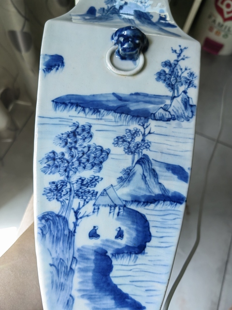 古玩陶瓷青花山水人物通景山水四方瓶真品鑒賞圖