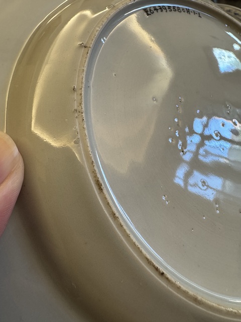 古玩陶瓷花卉紋粉彩盤真品鑒賞圖