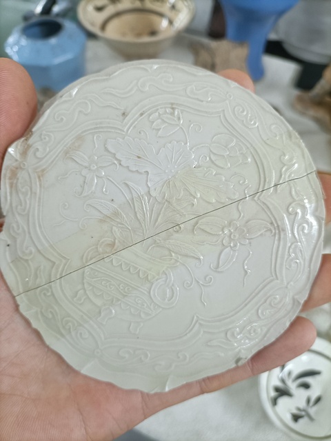 古玩陶瓷定窯瓷片真品鑒賞圖
