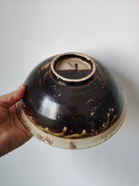 古玩陶瓷定窯系外黑內白大碗真品鑒賞圖