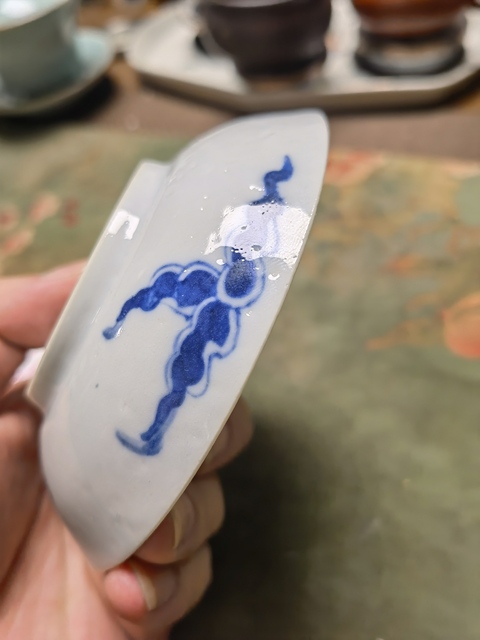 古玩陶瓷青花過墻龍紋盤真品鑒賞圖
