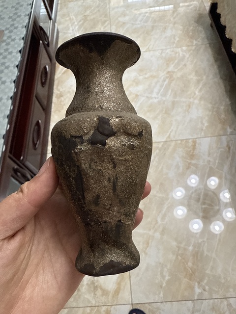 古玩銅器賞瓶真品鑒賞圖
