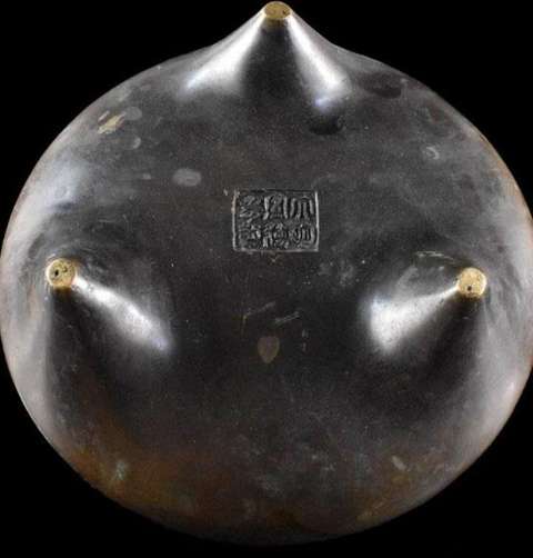 古玩銅器清代橋耳三足爐真品鑒賞圖