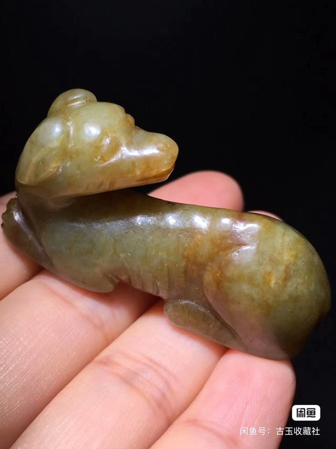 古玩玉器仿古做舊玉犬型件真品鑒賞圖