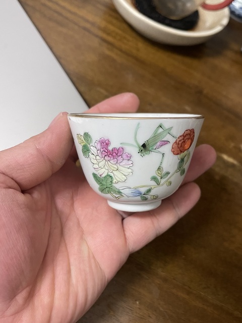 古玩陶瓷飛黃騰達(dá)粉彩杯真品鑒賞圖