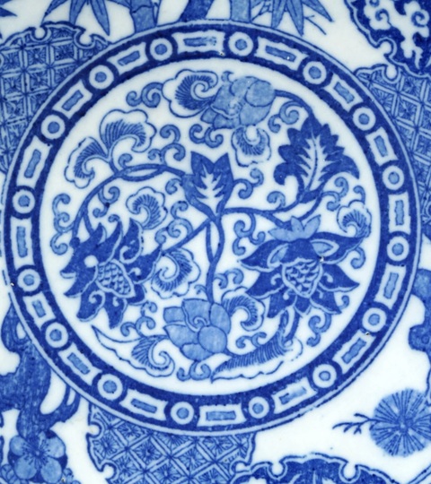 古玩陶瓷青花葡萄仙鶴紋大盤真品鑒賞圖