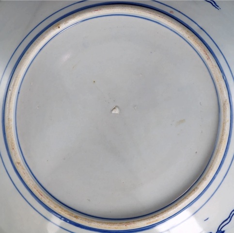 古玩陶瓷青花葡萄仙鶴紋大盤真品鑒賞圖