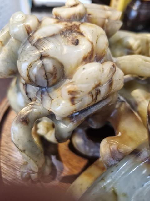 古玩玉器地方玉石雕獸真品鑒賞圖