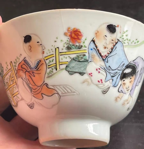 古玩陶瓷嬰戲紋小碗真品鑒賞圖